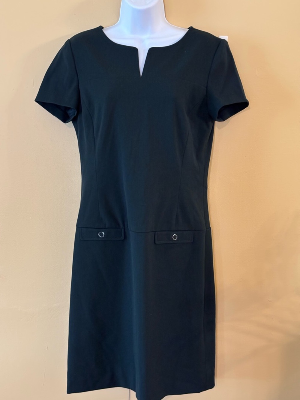 Dark Green Short-Sleeve Sheath Dress - Women's